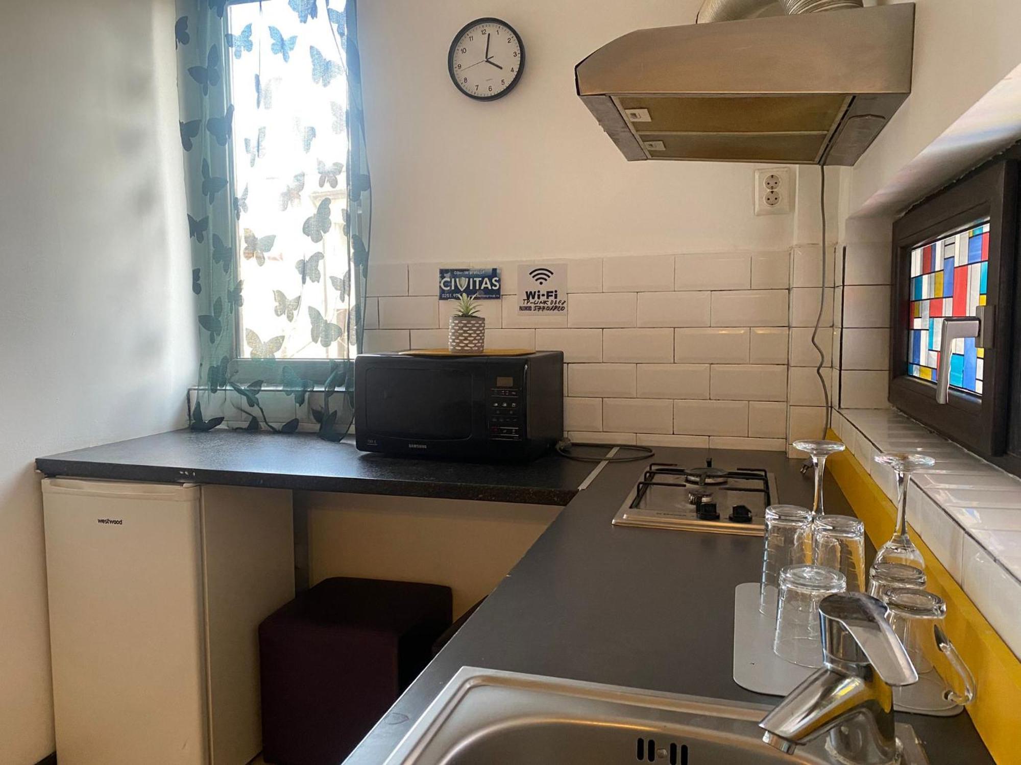 Millenium Apartment Central ไกรโอวา ห้อง รูปภาพ