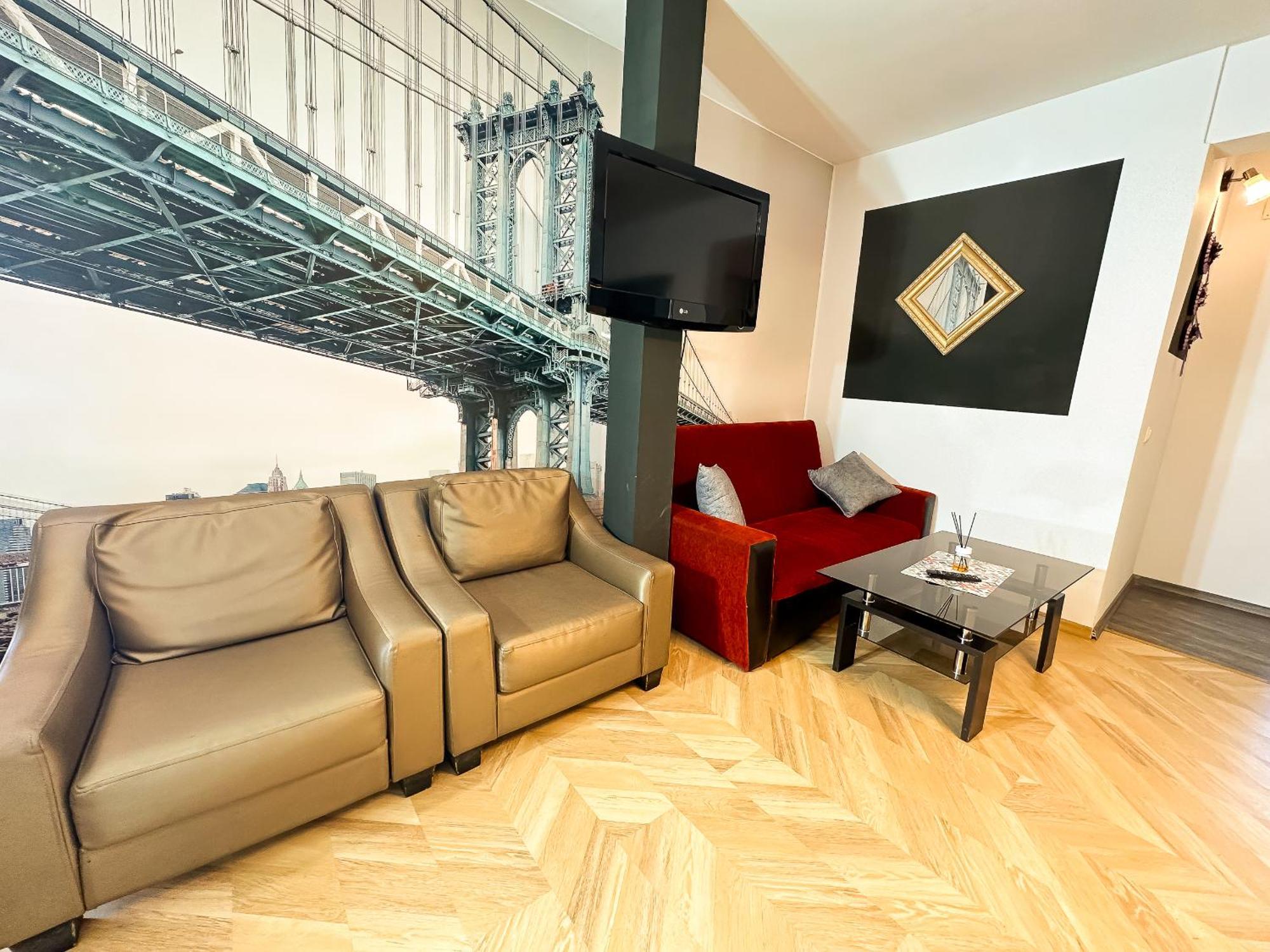Millenium Apartment Central ไกรโอวา ภายนอก รูปภาพ